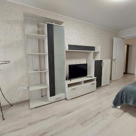 Апартаменти Молоді Lutskdoba Extérieur photo