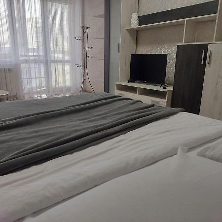 Апартаменти Молоді Lutskdoba Extérieur photo