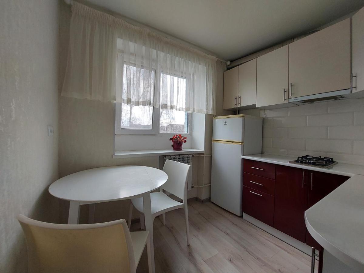 Апартаменти Молоді Lutskdoba Extérieur photo