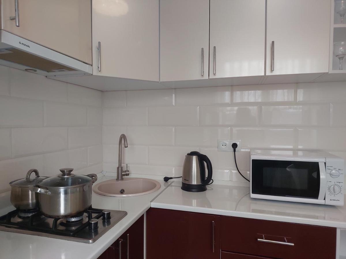 Апартаменти Молоді Lutskdoba Extérieur photo
